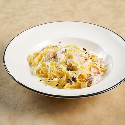 Паста Карбонара в Компот по цене 460 ₽