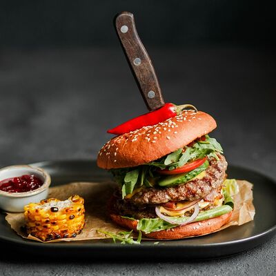 Бургер фирменный Колхида в Колхида Palace по цене 1200