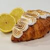 Круассан лимонный с меренгой в Croissant по цене 210