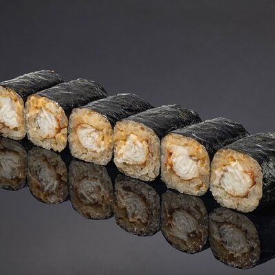 Ролл с копченым угрем в остром соусе в Bluefin по цене 920 ₽