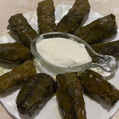 Долма в Кафе марьям по цене 300 ₽