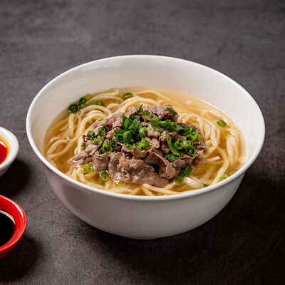 Яичная лапша с говяжьим бульоном в Soluxe Club по цене 1000 ₽