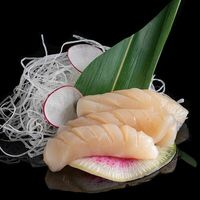 Сашими гребешок в Lucky fish