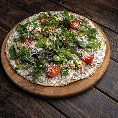 Ламаджо с черноморскими мидиями в LuckyDze по цене 750 ₽