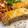 Ланч №9 Штрудель с мясом и картофелемв Максимилианс по цене 400