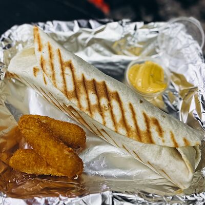 Сырное комбо с шаурмой в Провкус по цене 799 ₽