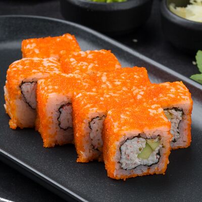 Ролл Калифорния с авокадо в Рыба закусывала по цене 489 ₽