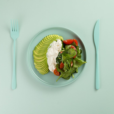 Авокадо со страчателлой в Rollwell по цене 650 ₽