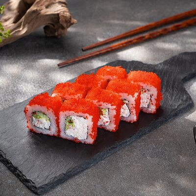 Ролл Калифорния со снежным крабом в Акула вкуса по цене 499 ₽