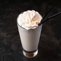 Ванильный милкшейк в Osteria Amici