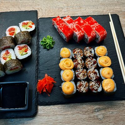 Сет Студент в Quattro pizza по цене 919 ₽