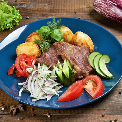 Казан-Кебаб с говядинойв Шаурма и Гриль по цене 830 ₽