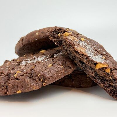 Кукис шоколад-фундук в Noba по цене 290 ₽