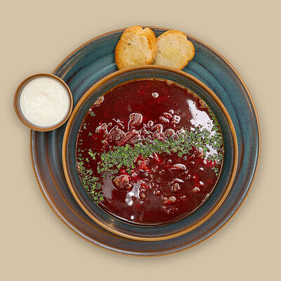 Борщ со сметаной в Любим сытно по цене 625 ₽