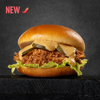 Бургер с рваной свининой в Secret Kitchen по цене 670 ₽