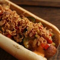 Хот-дог со свининойв VERANDA BAR