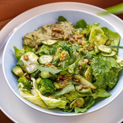 Зелёный салат в KARMA по цене 863 ₽