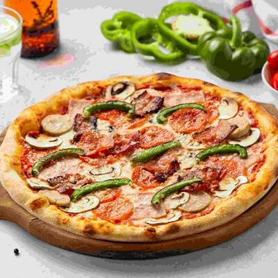 Пицца Il Патио 28 см в IL Патио по цене 899 ₽