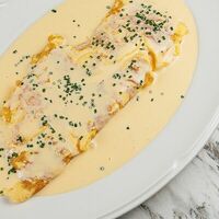 Омлет с крабом в Mon Chouchou