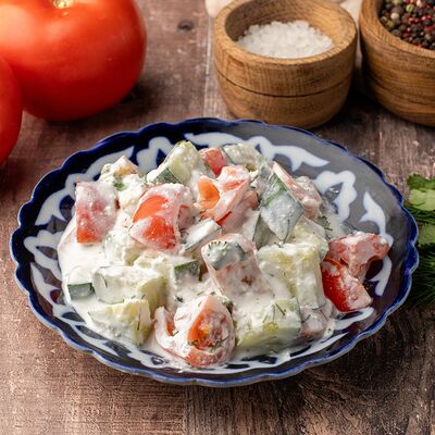 Салат Чулпан с мацони в Чайхана 24 по цене 349 ₽