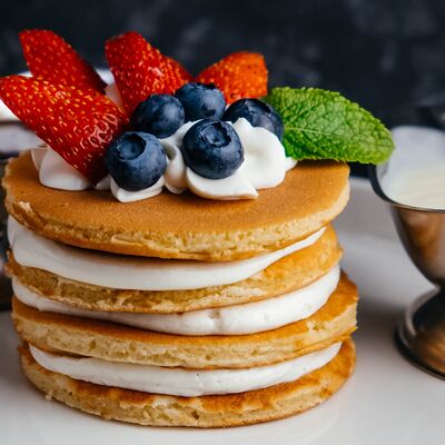 Панкейки с нутеллой в Berberry & ptichka по цене 750 ₽