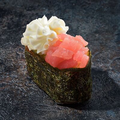Филадельфия суши Тунец в Вкусно Суши по цене 150