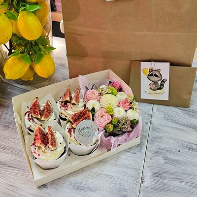 4 кекса и композиция в Джем по цене 2900 ₽