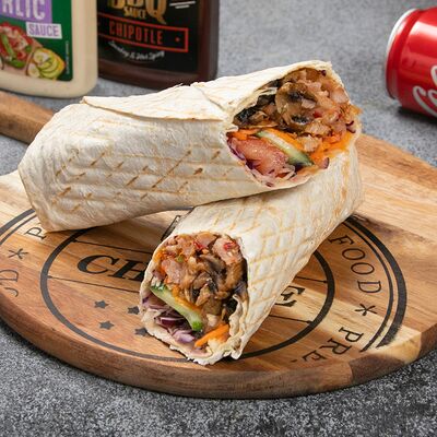 Шаурма грибная с курицей в Shawarma №1 по цене 330 ₽