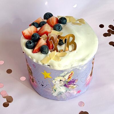 Кулич творожный бездрожжевой с ягодамив Lipatik sweets по цене 1450 ₽