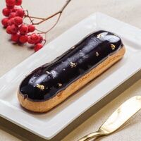 Эклер шоколадный в Eclair