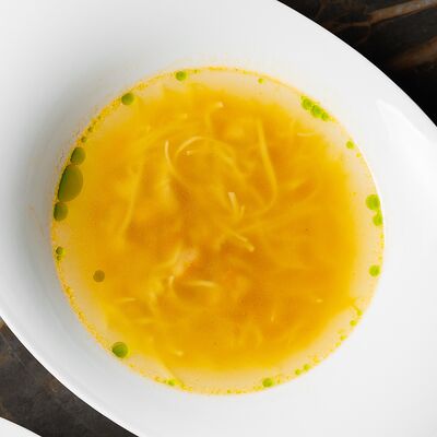 Лапша по-татарски на курином бульоне в Вартазия по цене 710 ₽