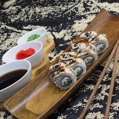 Дракон с угрем в Много пиццы по цене 649 ₽