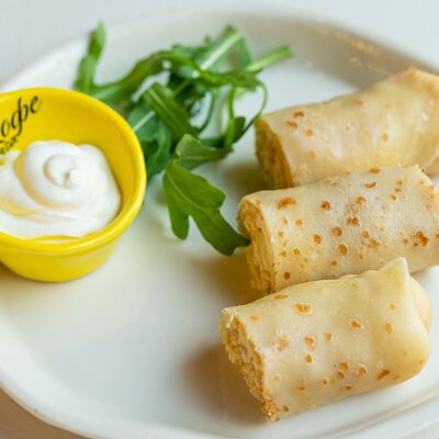 Блинчики с курицей в Мыскофе по цене 360 ₽