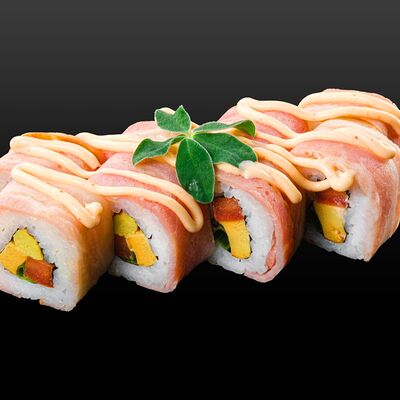 Ролл с беконом в Sushi & More по цене 330 ₽