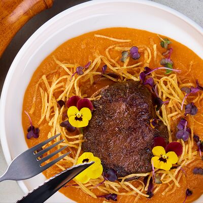 Угольный филе миньон с кремом-пюре из батата в Токио по цене 63 р.