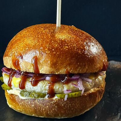 Чикен Барбекю в Amigoos по цене 540 ₽