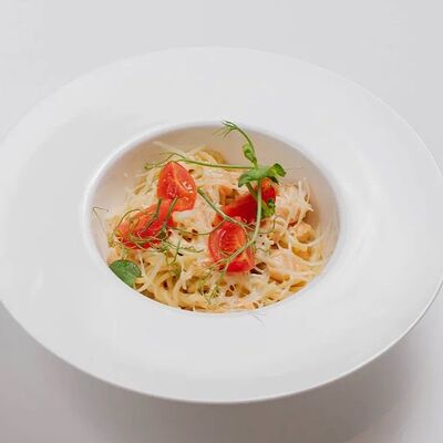 Паста с лососем в Sant по цене 490 ₽