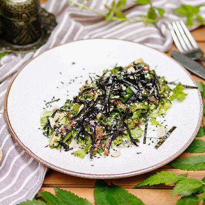 Азиатский салат в Кардамон по цене 600 ₽