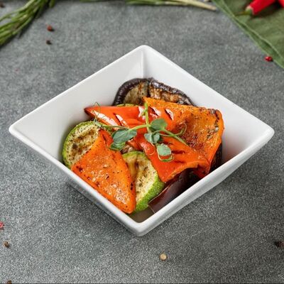 Овощи грильв Котлета по цене 470 ₽