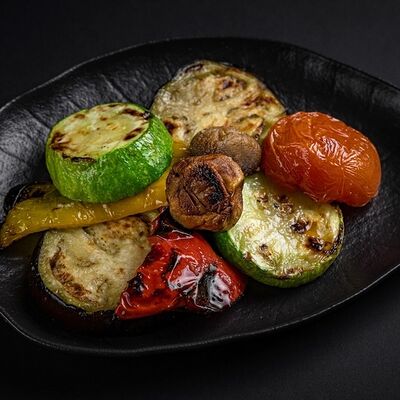 Овощи-гриль в ЕрмолаевЪ Генштаб по цене 390 ₽