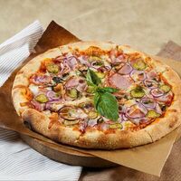Пицца Мясная 30 см в Компот
