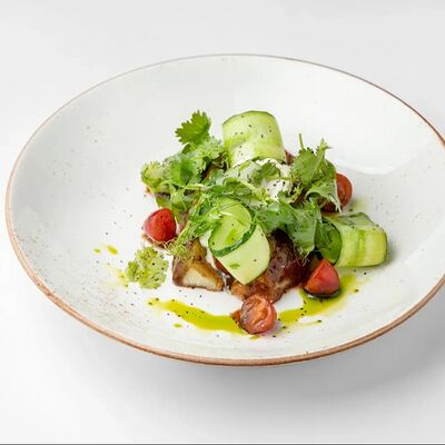 Теплый баклажан, соус черный перец, цукини в Голый повар по цене 490 ₽