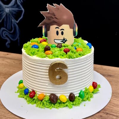 Торт Роблокс в Nu Natali Cakes по цене 4950 ₽