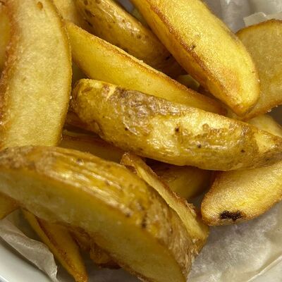 Картофель по-деревенски в Чили Gurman Сlub по цене 200 ₽