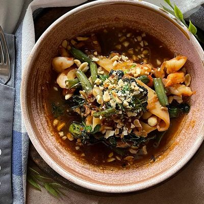 Морепродукты с овощами в азиатском соусе в Moloko по цене 570