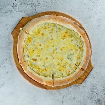 Пицца Четыре сыра в Яблонька по цене 780 ₽