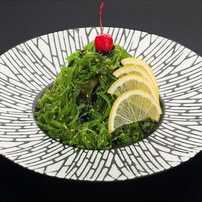 Салат Кайсо в Bluefin по цене 920 ₽