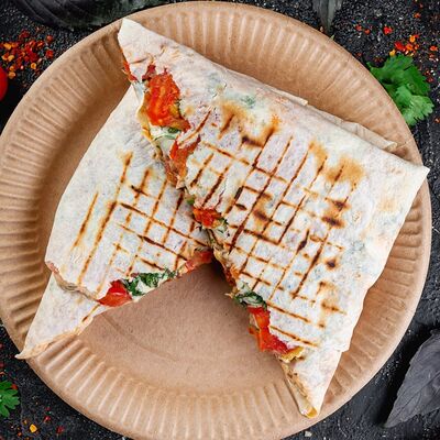 Гирос с курицей в Шурум Бурум по цене 520 ₽