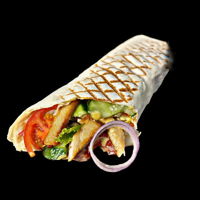 Шаурма с курицей Xxl в Гриль вагон по цене 520 ₽