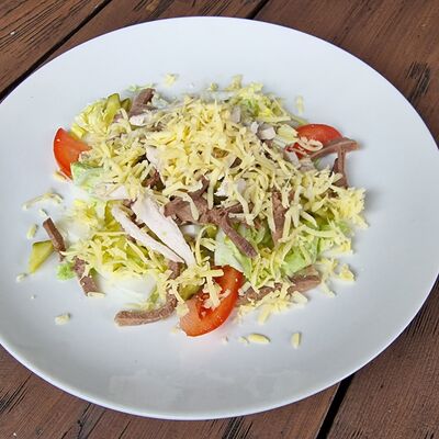 Салат с языком в Пельмэн по цене 405 ₽